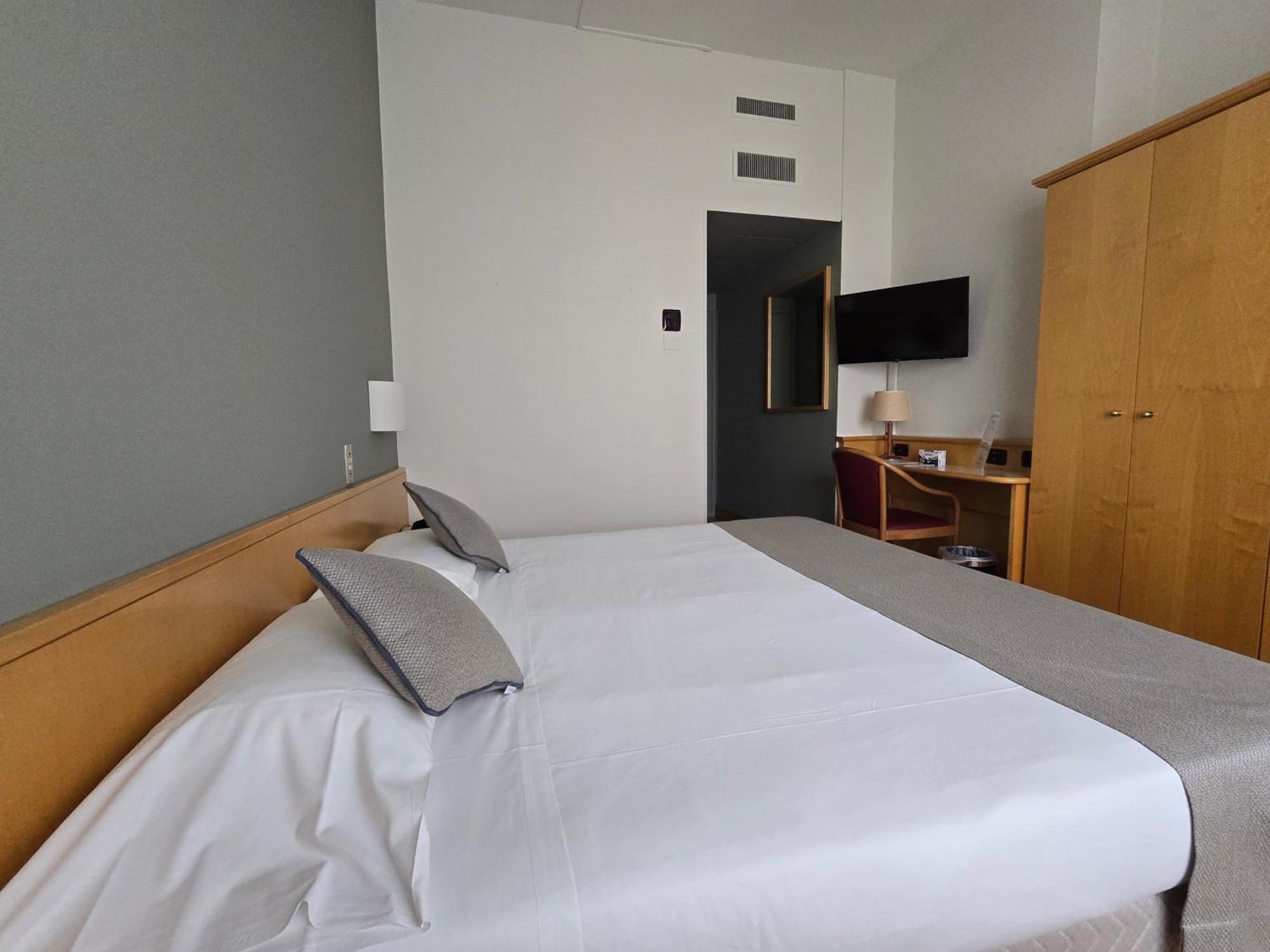 Mokinba Hotels Sant'Ambroeus Milan Exterior photo