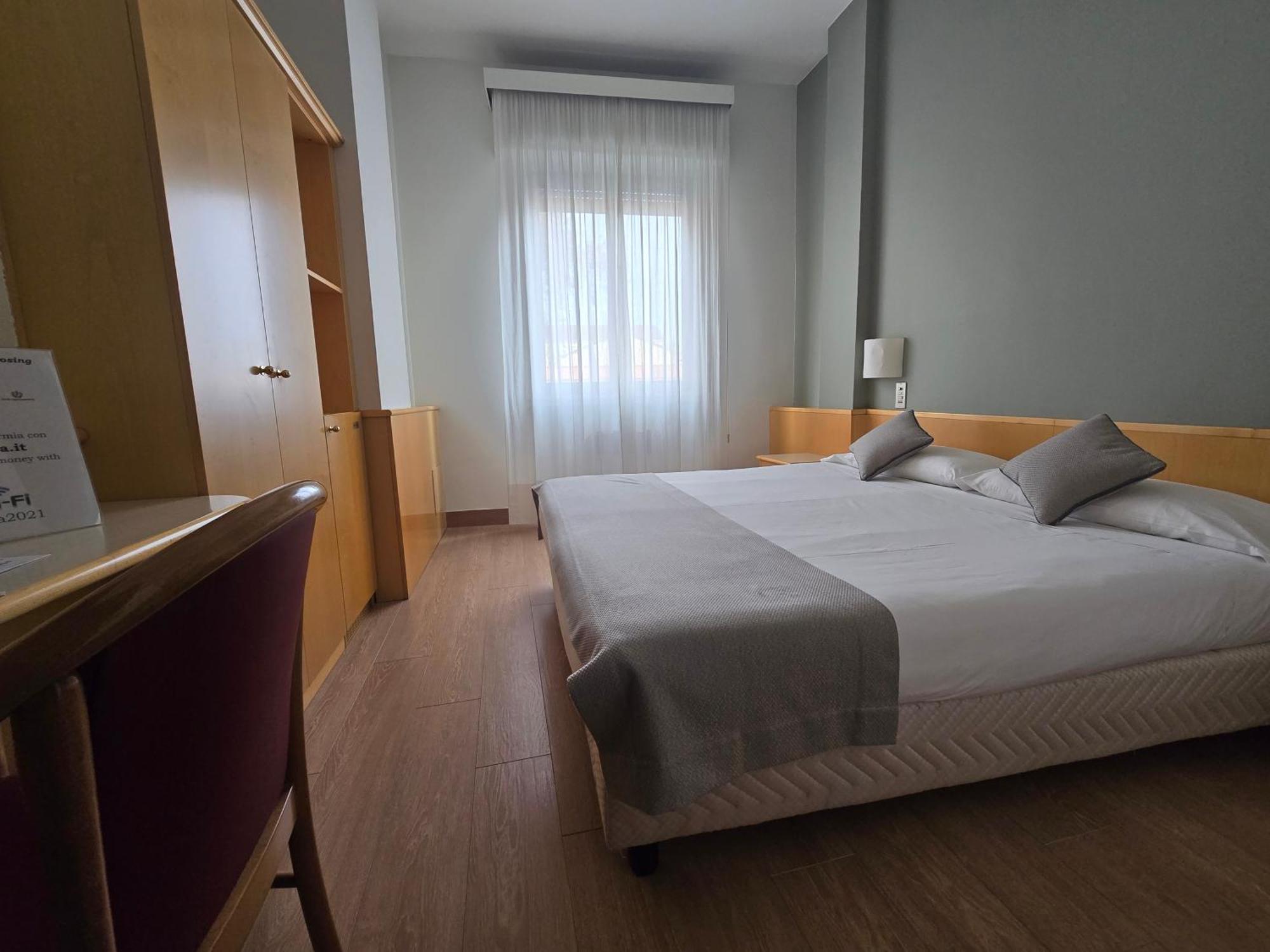 Mokinba Hotels Sant'Ambroeus Milan Exterior photo